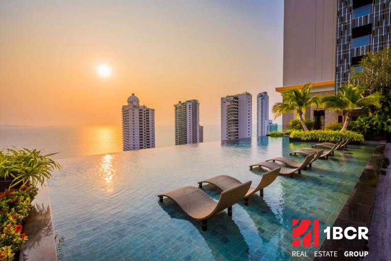 THE RIVIERA WONGAMAT BEACH PATTAYA