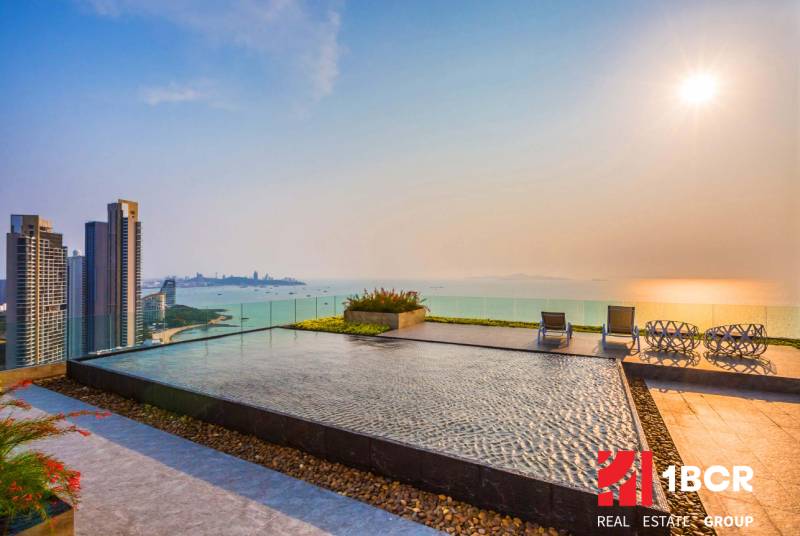 THE RIVIERA WONGAMAT BEACH PATTAYA