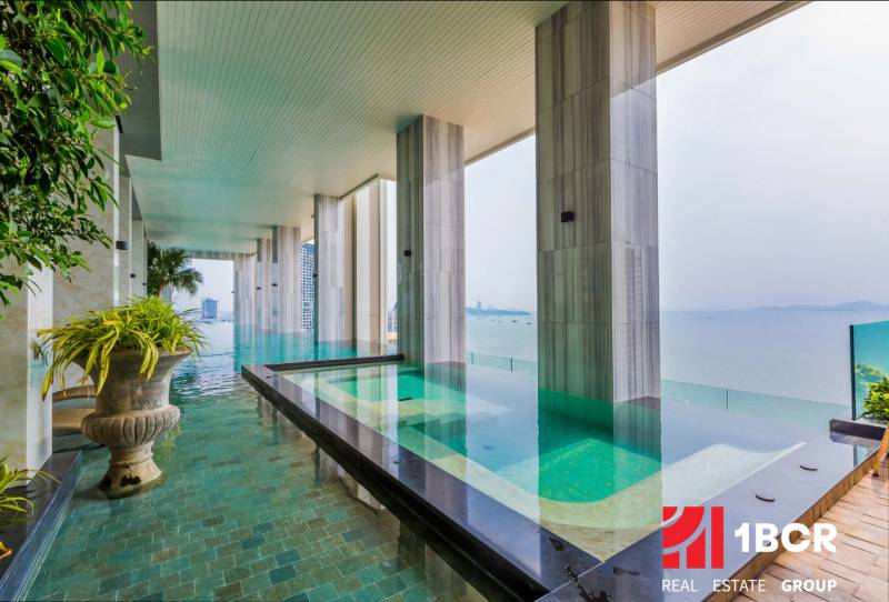THE RIVIERA WONGAMAT BEACH PATTAYA