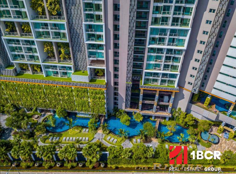 THE RIVIERA JOMTIEN PATTAYA