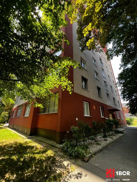 Sale Three bedroom apartment, Three bedroom apartment, Martinčekova, B