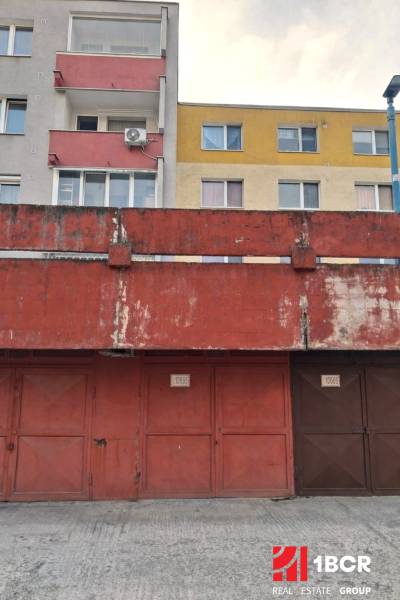 Sale Garage, Garage, Bebravská, Bratislava - Vrakuňa, Slovakia