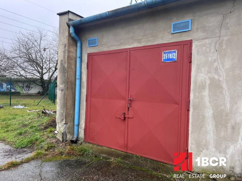 Sale Garage, Garage, Astronomická, Bratislava - Ružinov, Slovakia